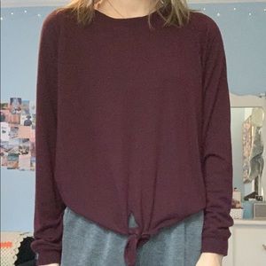 Tie sweatshirt